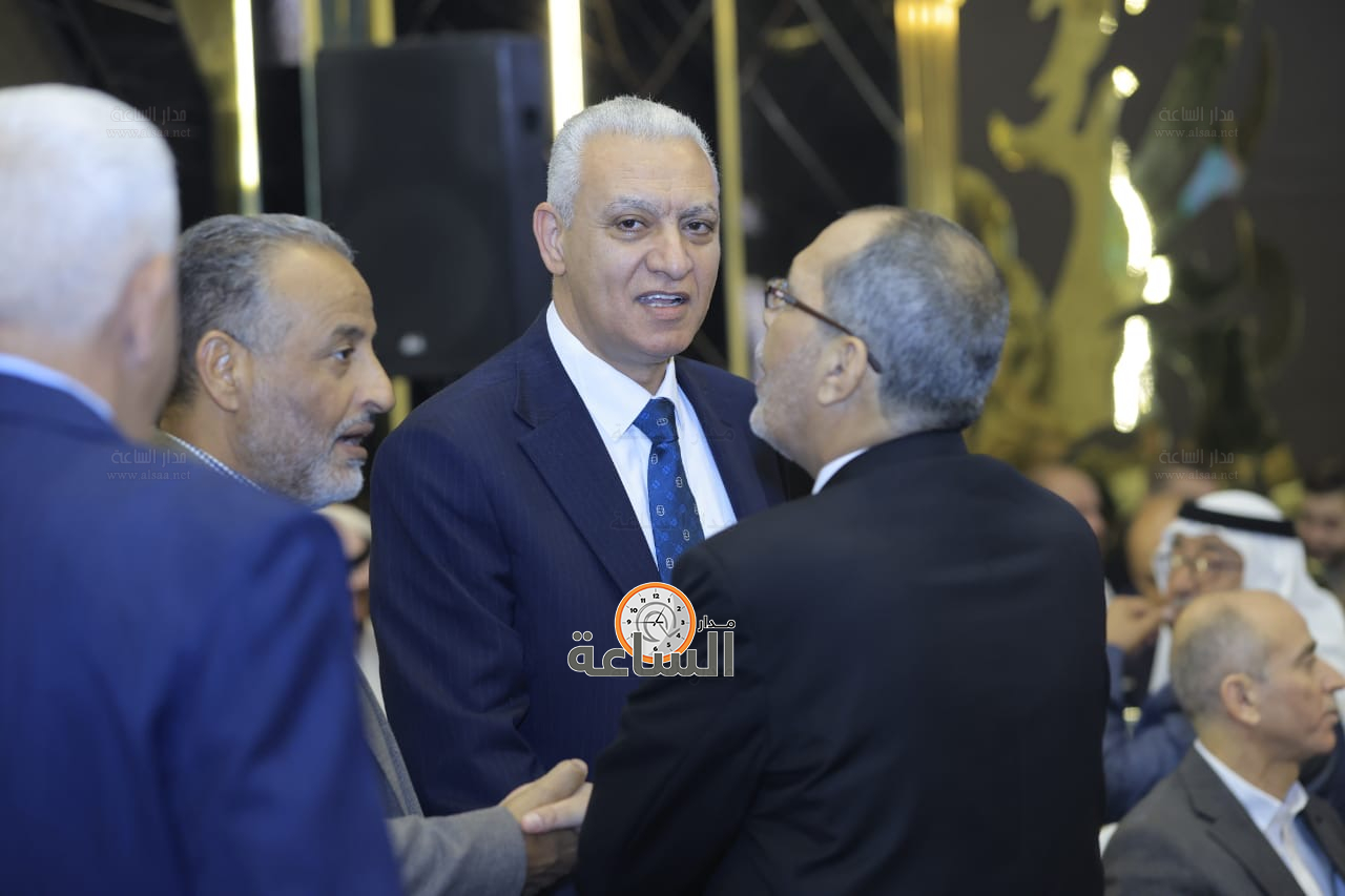 Madar Al-Saa Images 0.016818123126743023