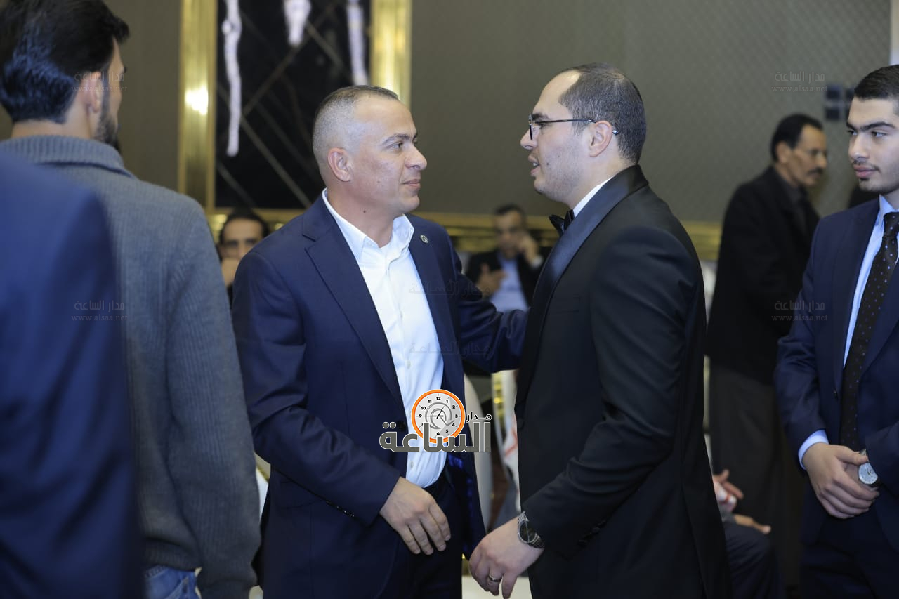 Madar Al-Saa Images 0.03832359224543891