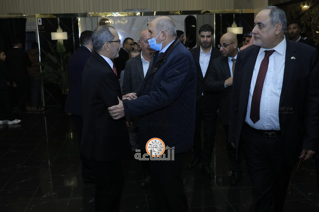 Madar Al-Saa Images 0.7888480651422183