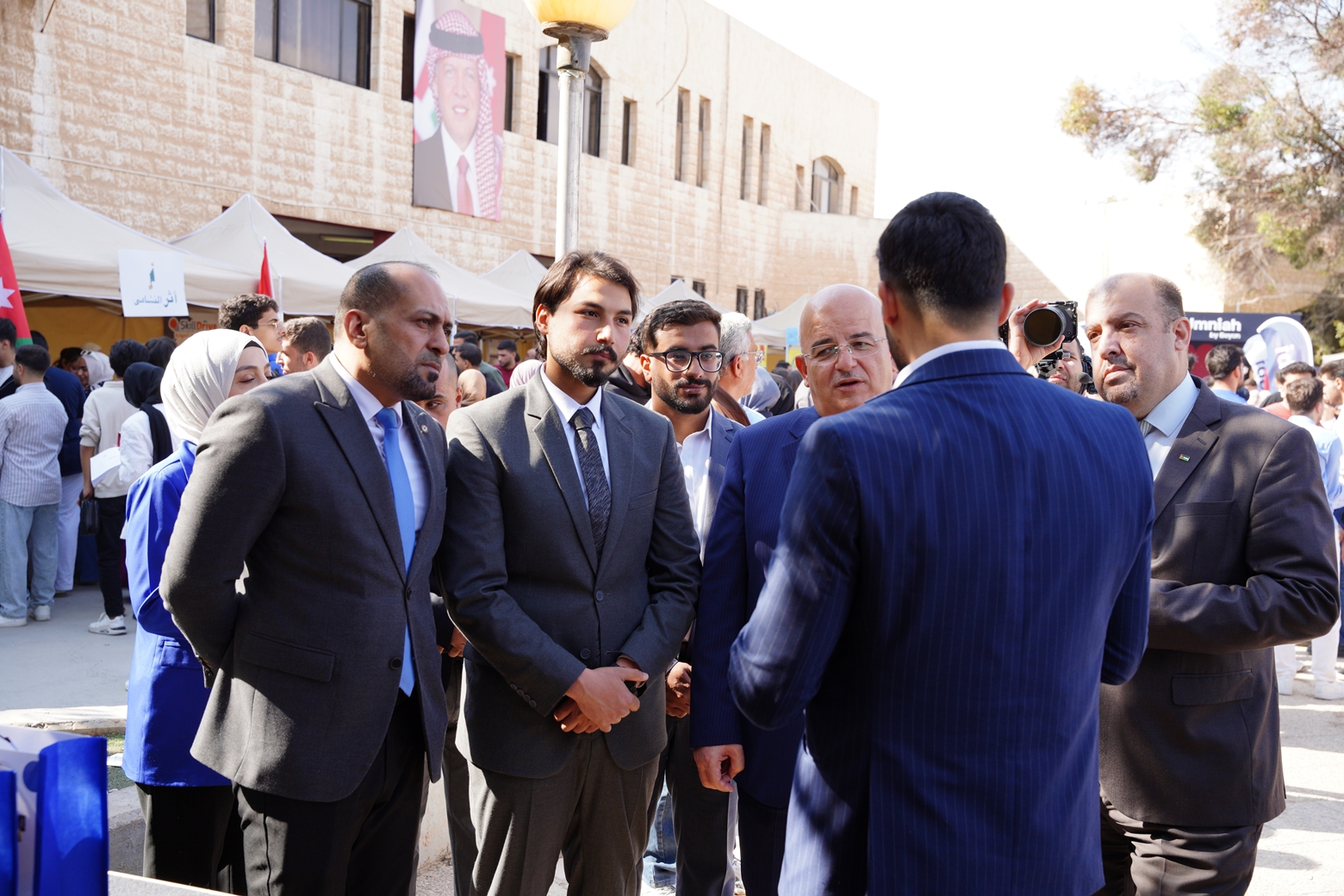 Madar Al-Saa Images 0.18680283756981197