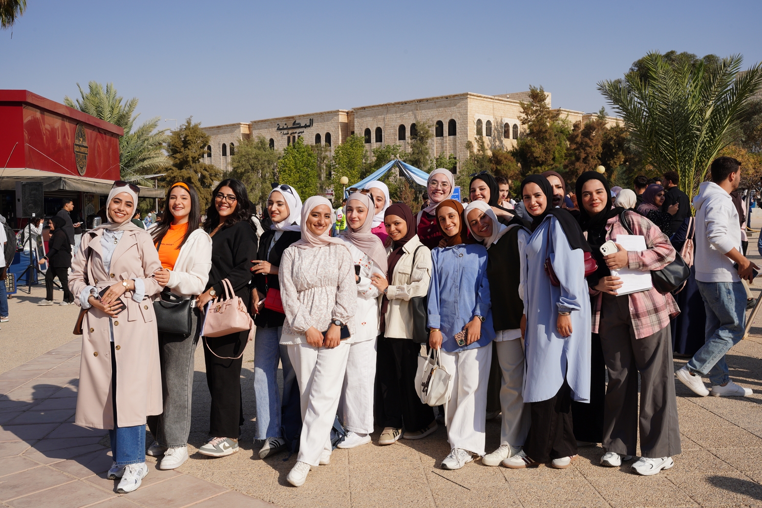 Madar Al-Saa Images 0.5060503607587473