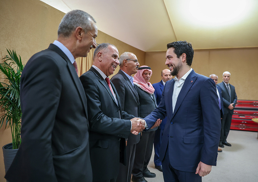 Madar Al-Saa Images 0.1321548227834305