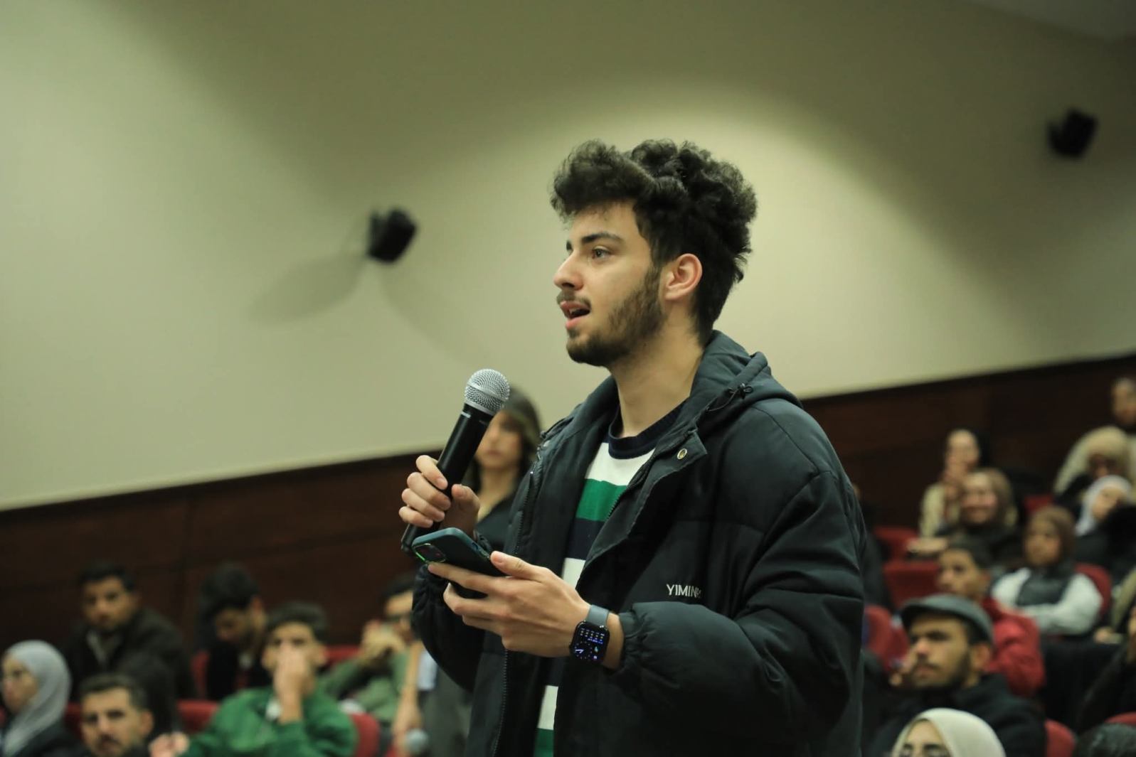 Madar Al-Saa Images 0.21559170676879857