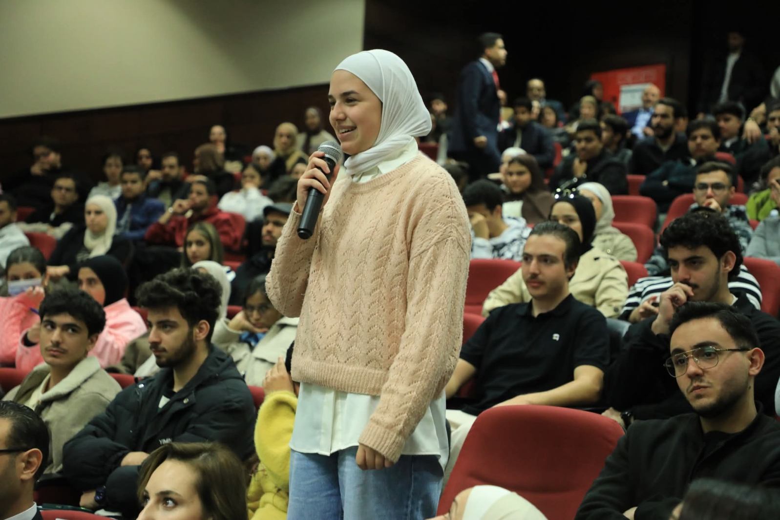 Madar Al-Saa Images 0.9230426096856544