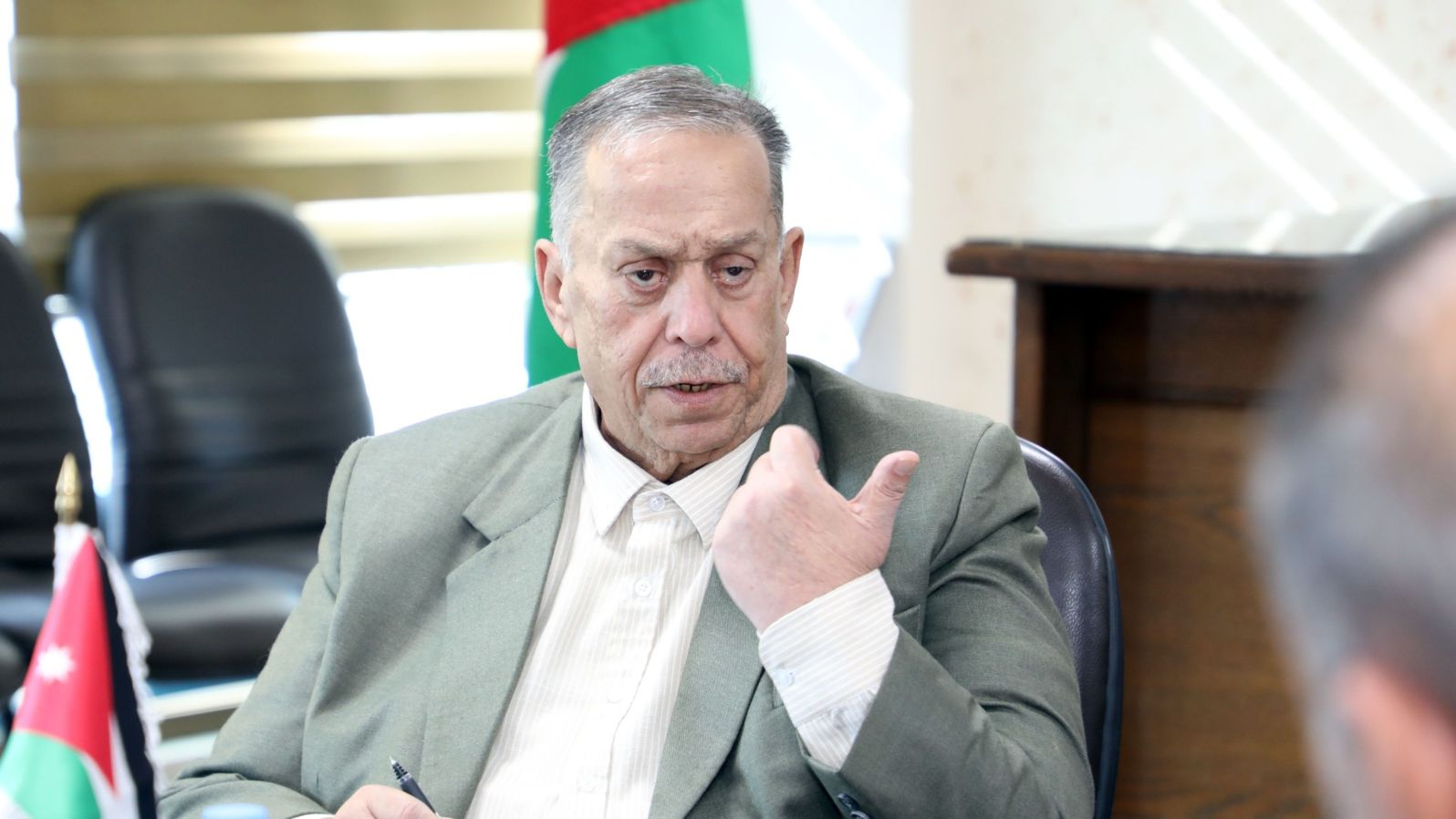 Madar Al-Saa Images 0.43005194996126284