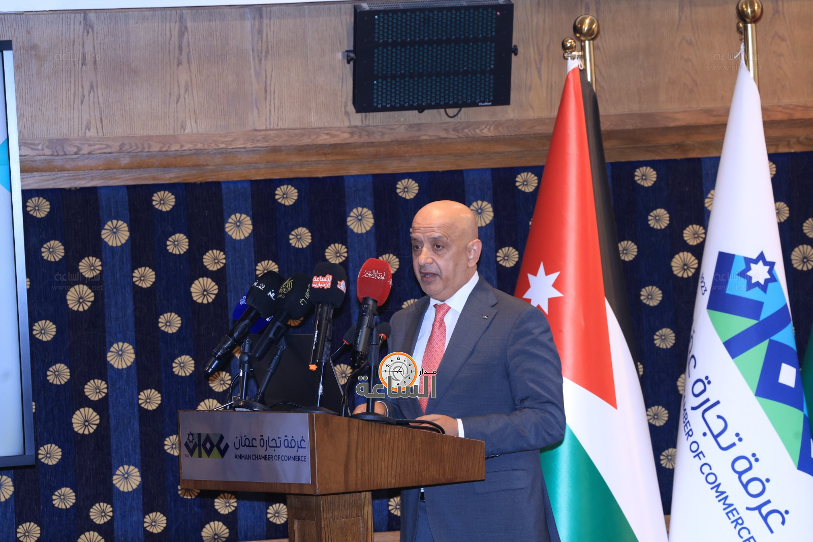 Madar Al-Saa Images 0.43242961805747426