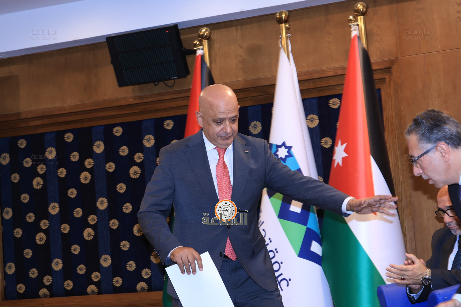 Madar Al-Saa Images 0.40125818724454