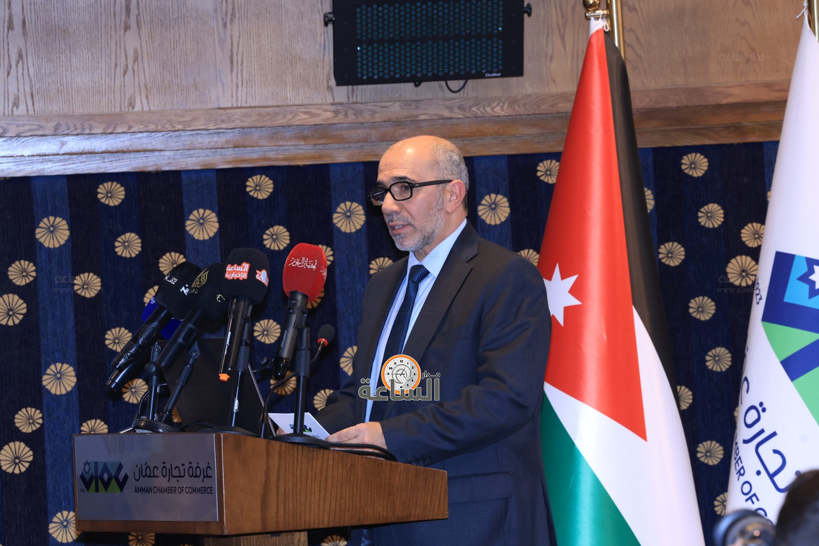 Madar Al-Saa Images 0.6445756367064465