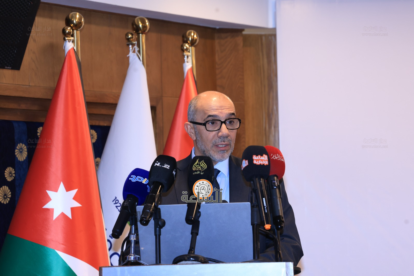 Madar Al-Saa Images 0.6385577315595449