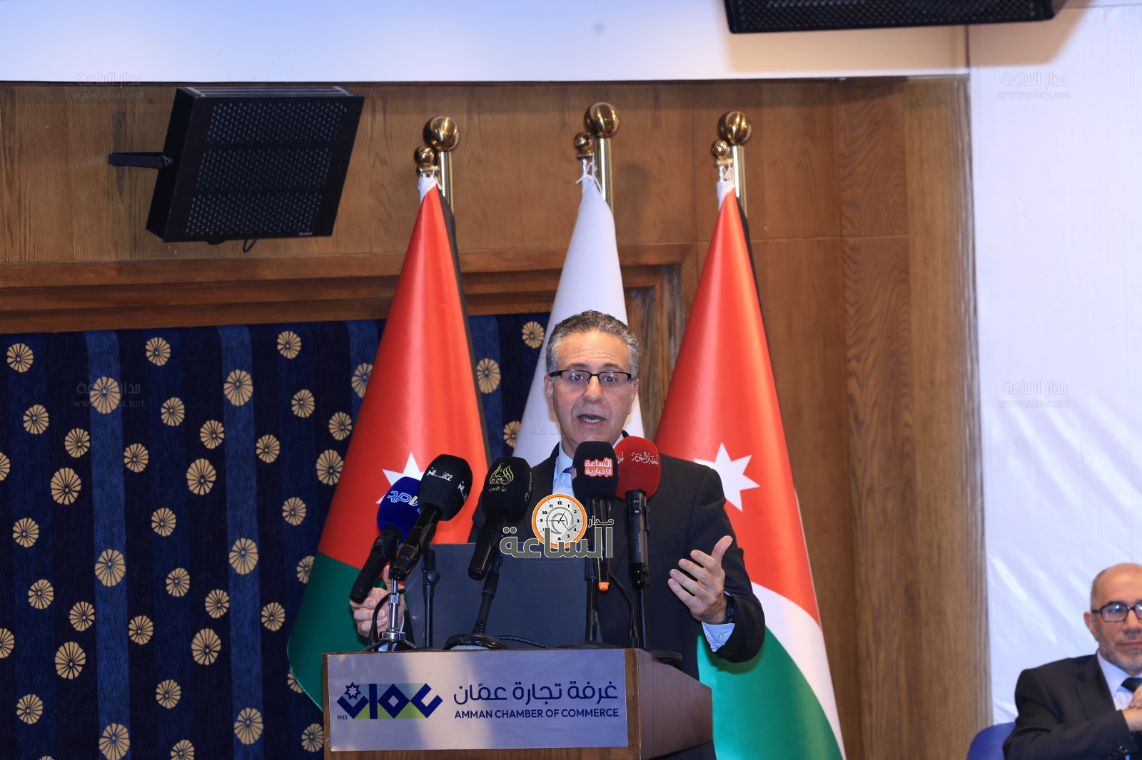 Madar Al-Saa Images 0.35757156588054817