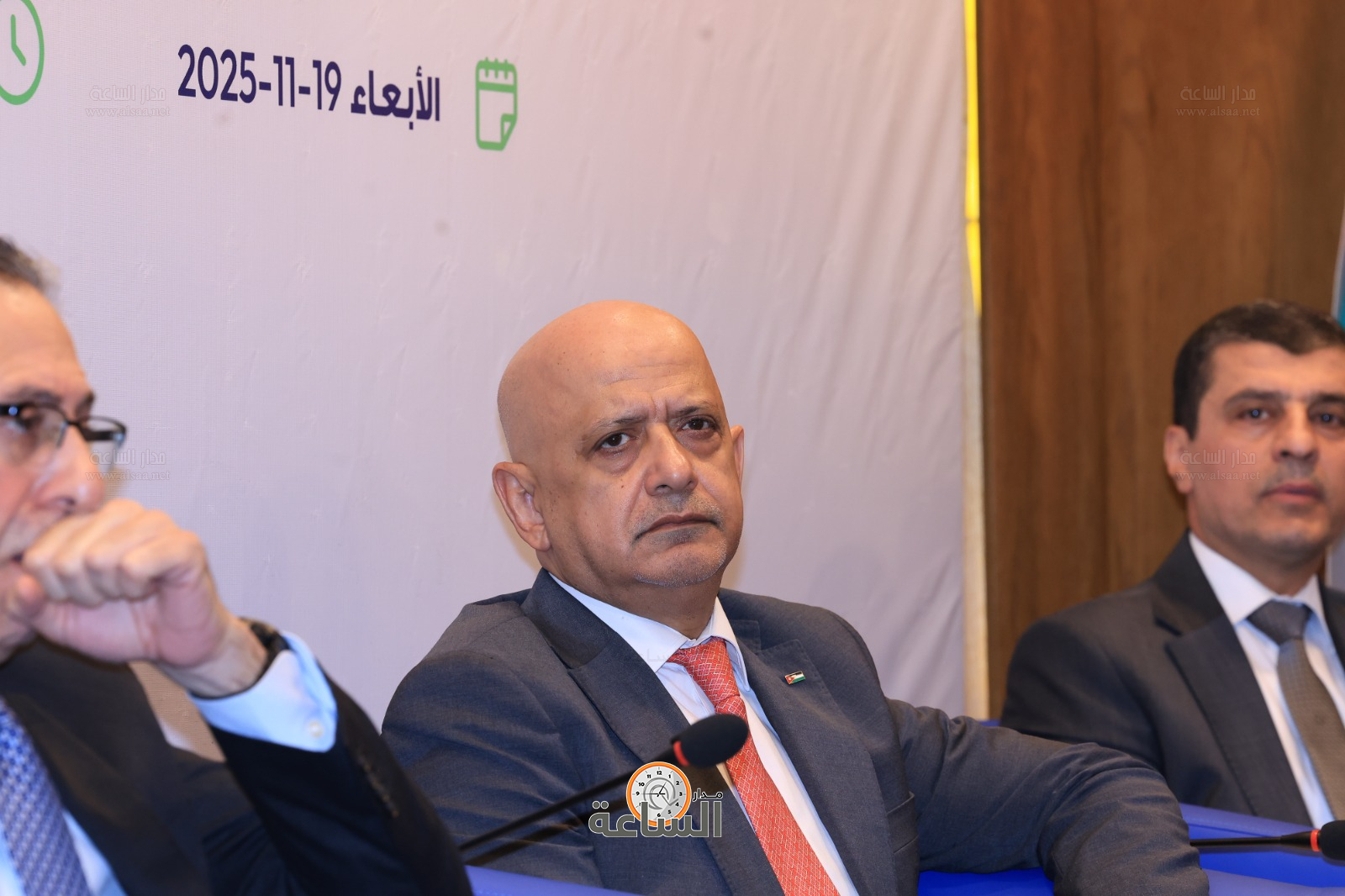 Madar Al-Saa Images 0.7383428234425009