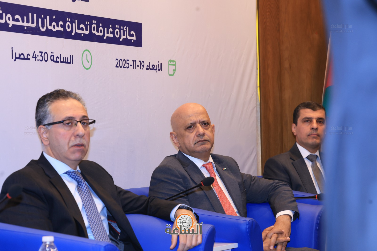 Madar Al-Saa Images 0.4996170971528955