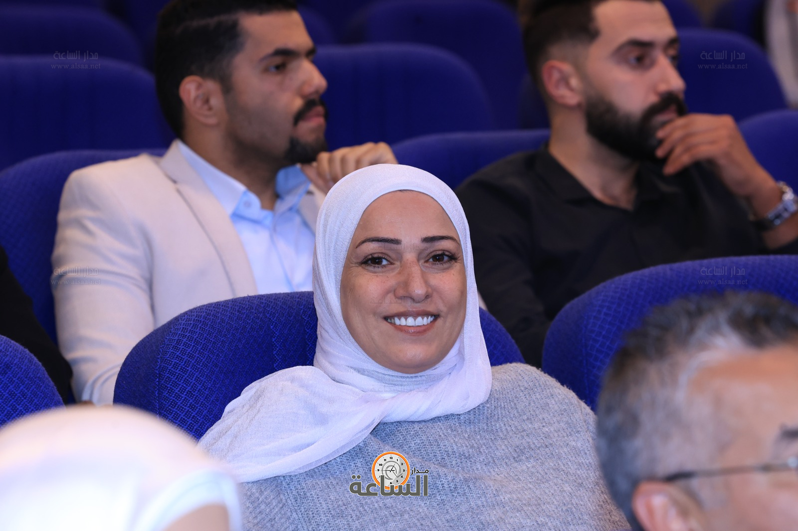 Madar Al-Saa Images 0.1758783540686628