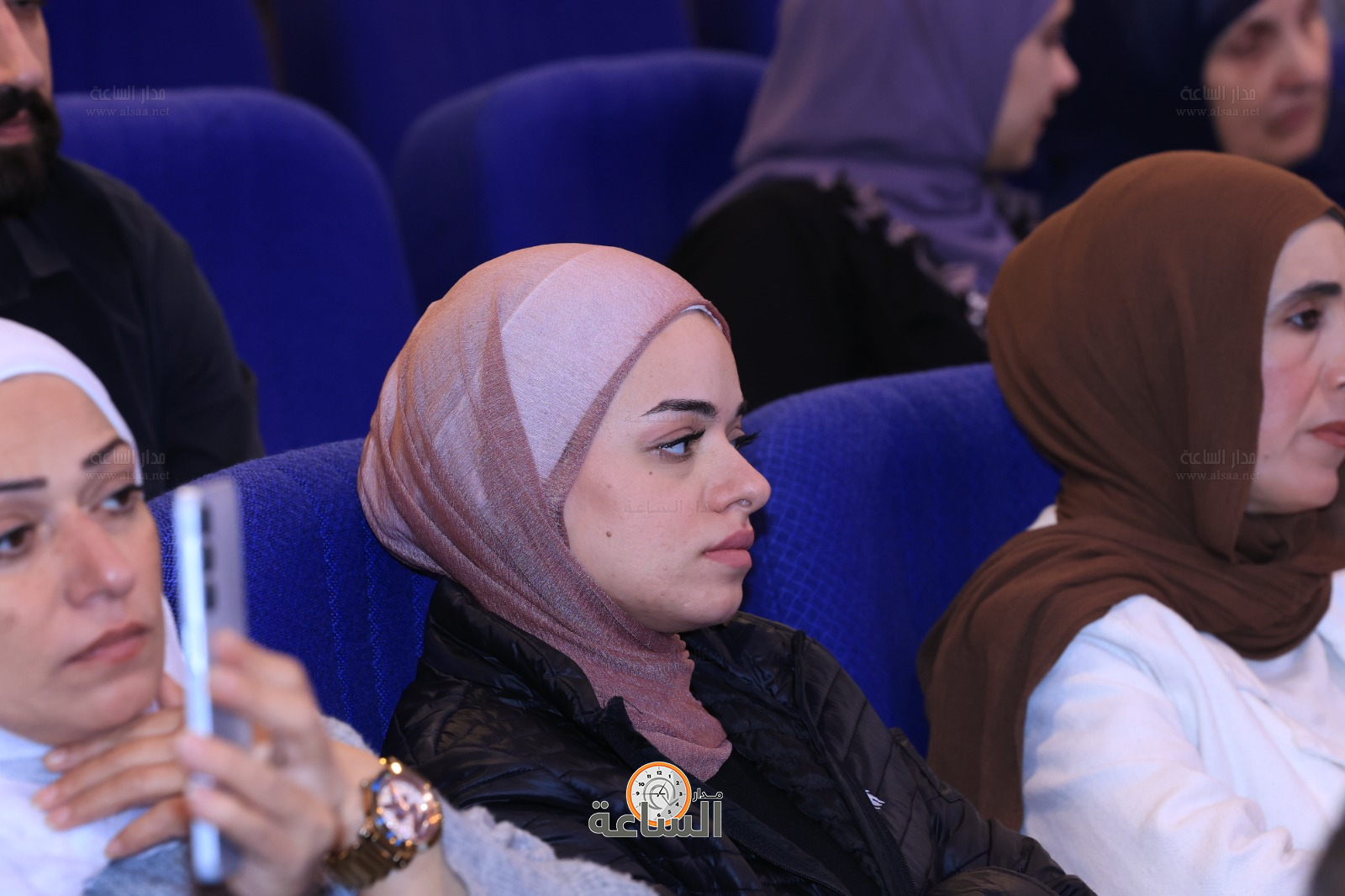 Madar Al-Saa Images 0.30650019307018983