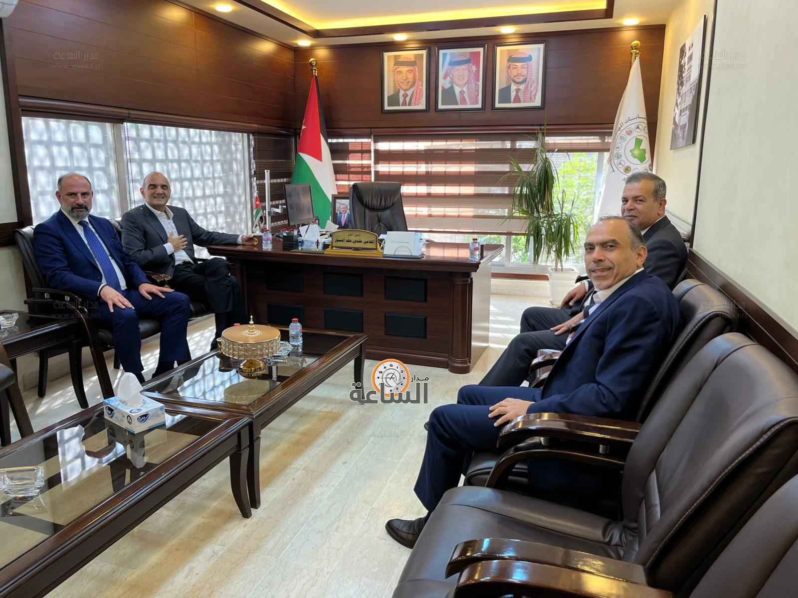 Madar Al-Saa Images 0.9008581407611332