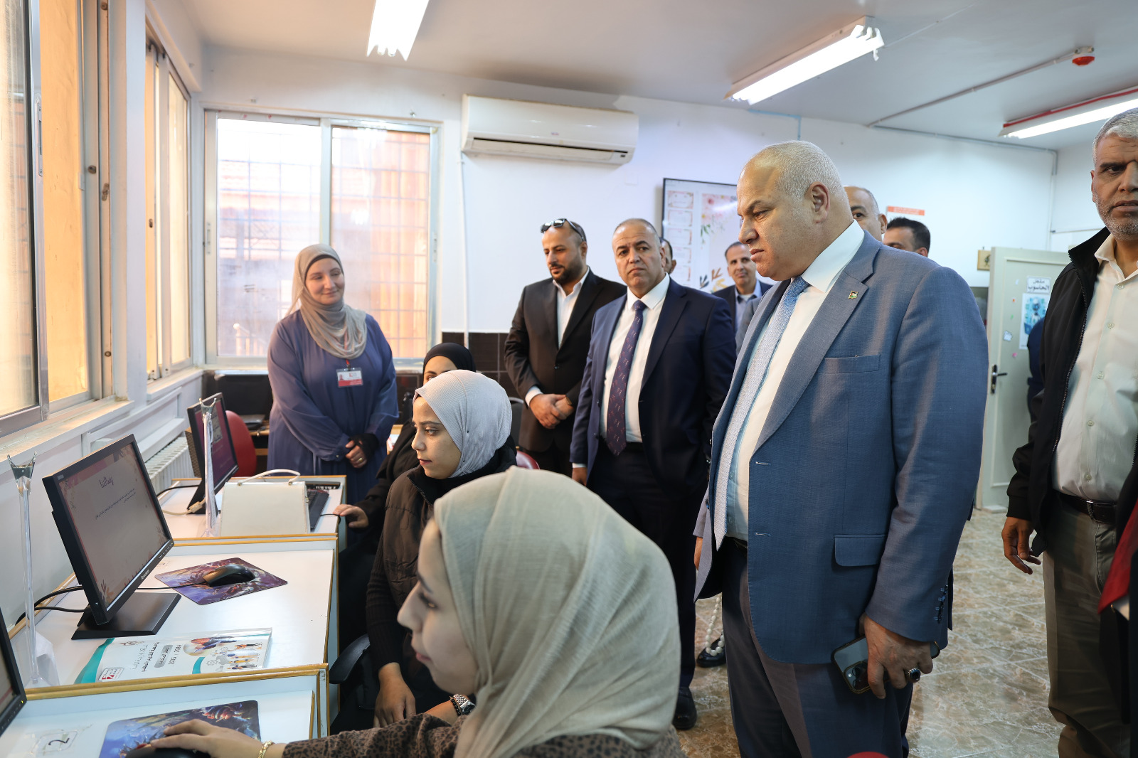 Madar Al-Saa Images 0.43566828039418837