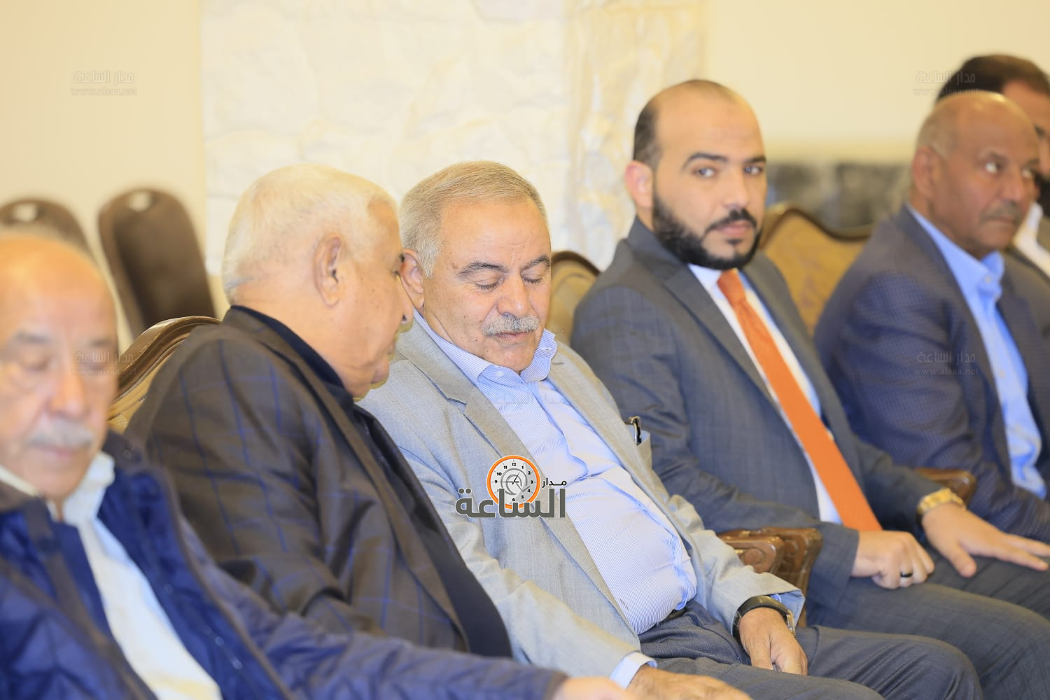 Madar Al-Saa Images 0.6967470151548766