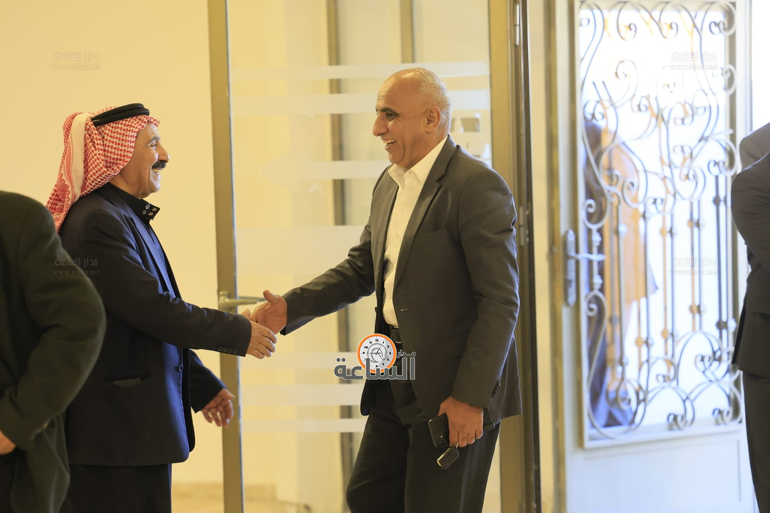 Madar Al-Saa Images 0.22244061230971535