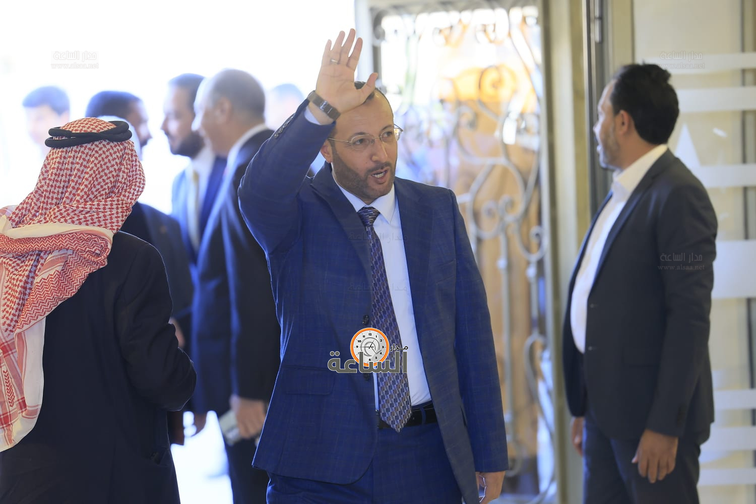 Madar Al-Saa Images 0.4082680752145459