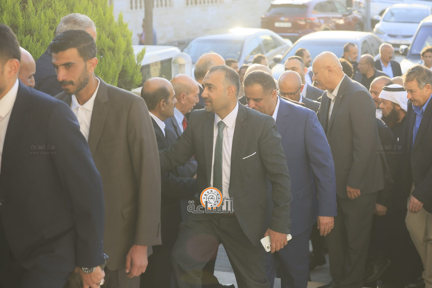 Madar Al-Saa Images 0.9996214762136235