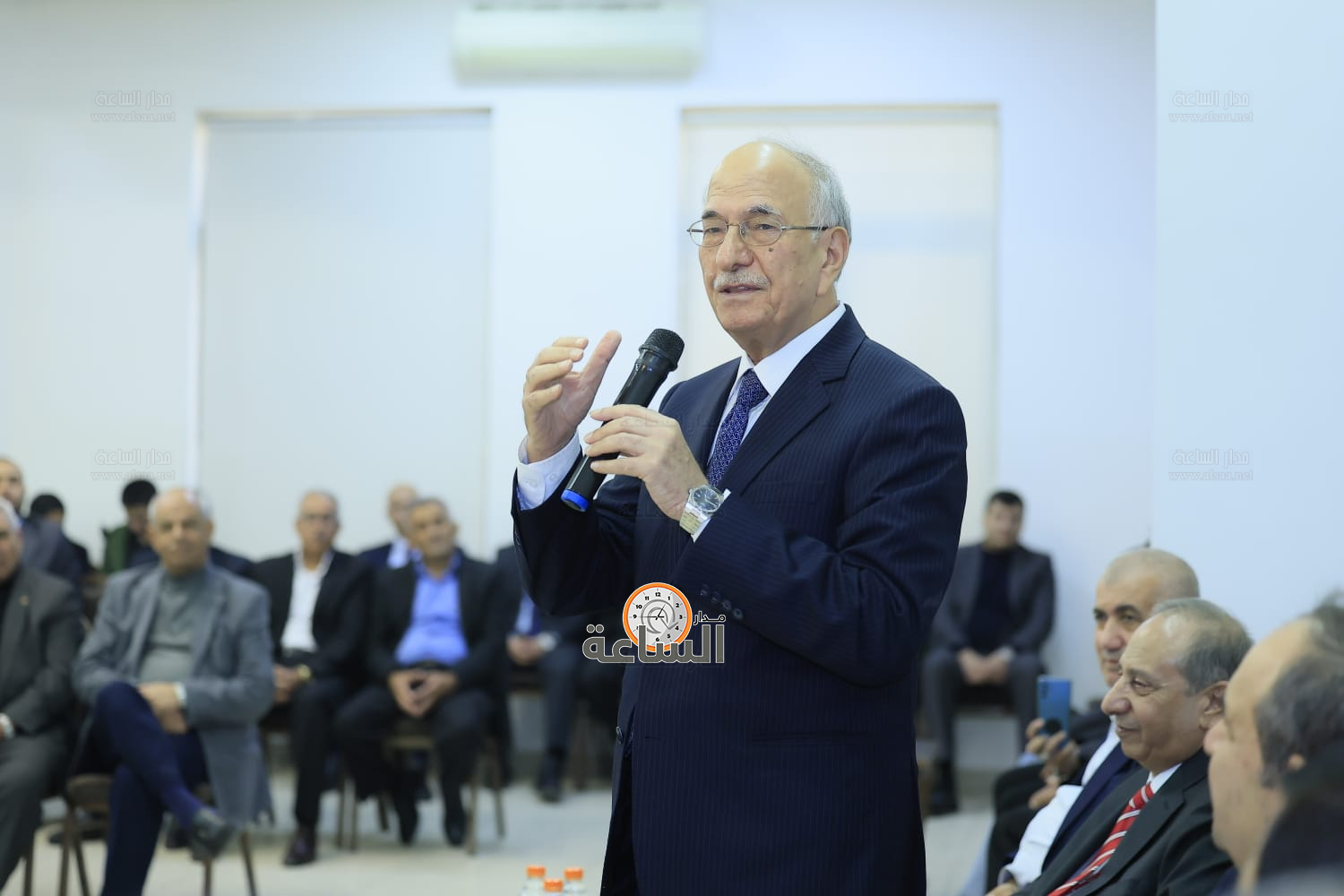 Madar Al-Saa Images 0.7635963720793415