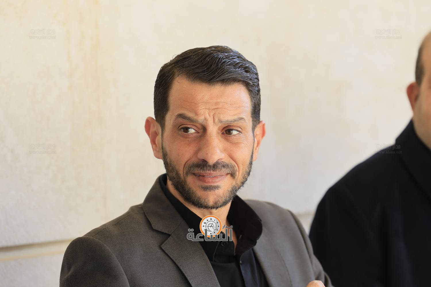 Madar Al-Saa Images 0.04939816351500448