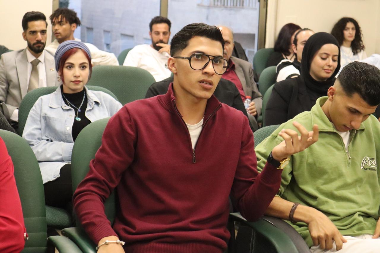 Madar Al-Saa Images 0.6837162635455473