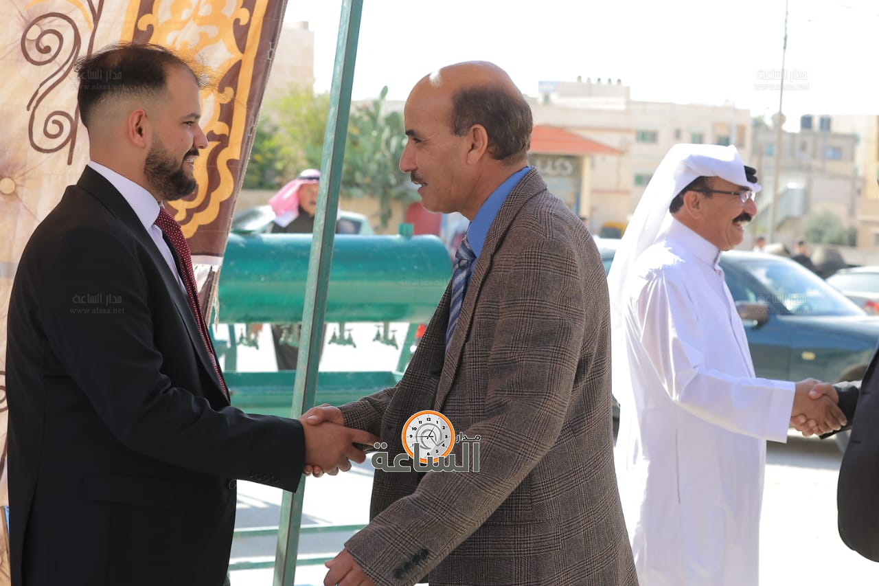 Madar Al-Saa Images 0.03451535360836766