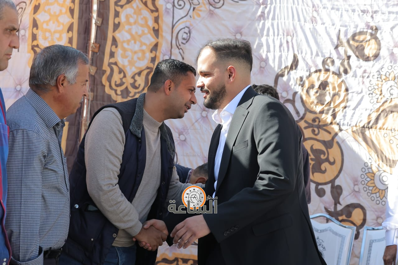 Madar Al-Saa Images 0.006592907775271106