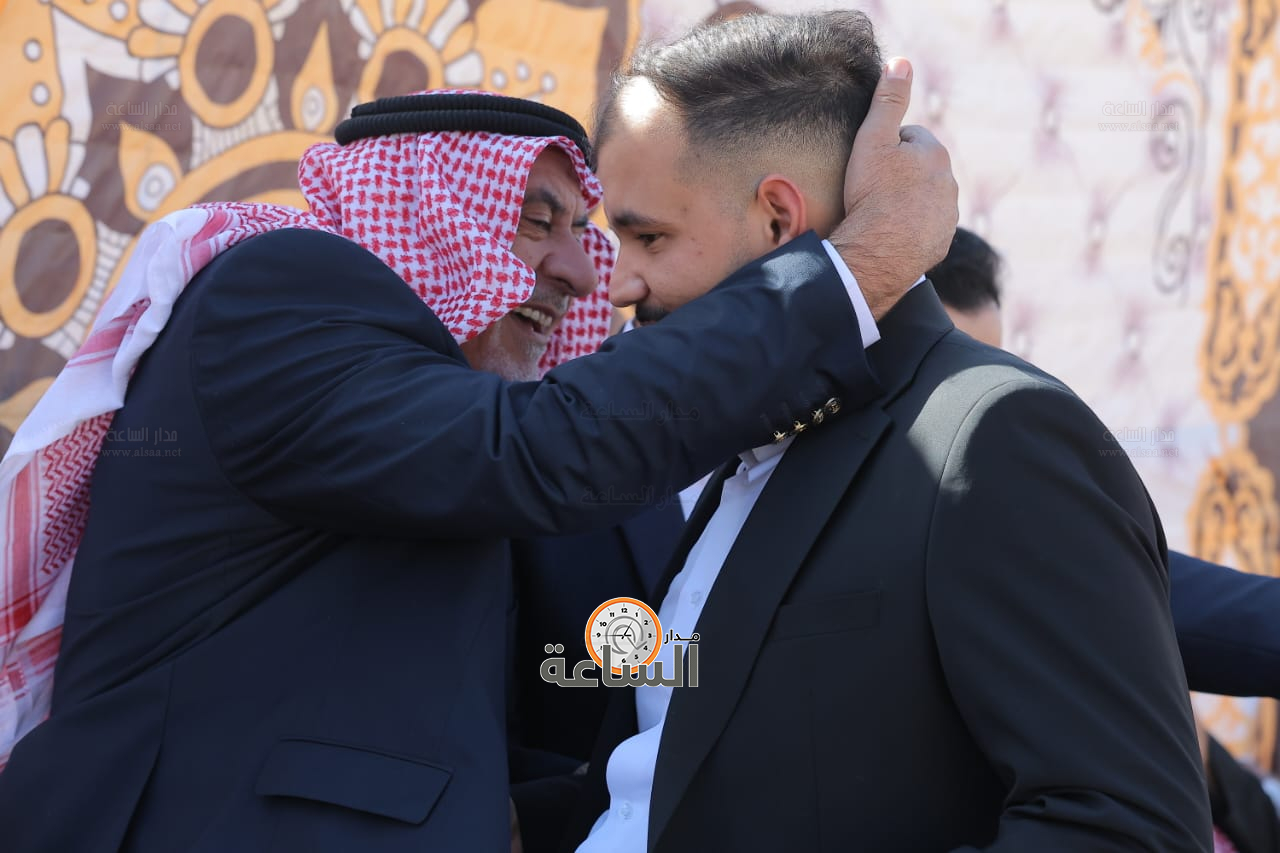 Madar Al-Saa Images 0.9269711661396948