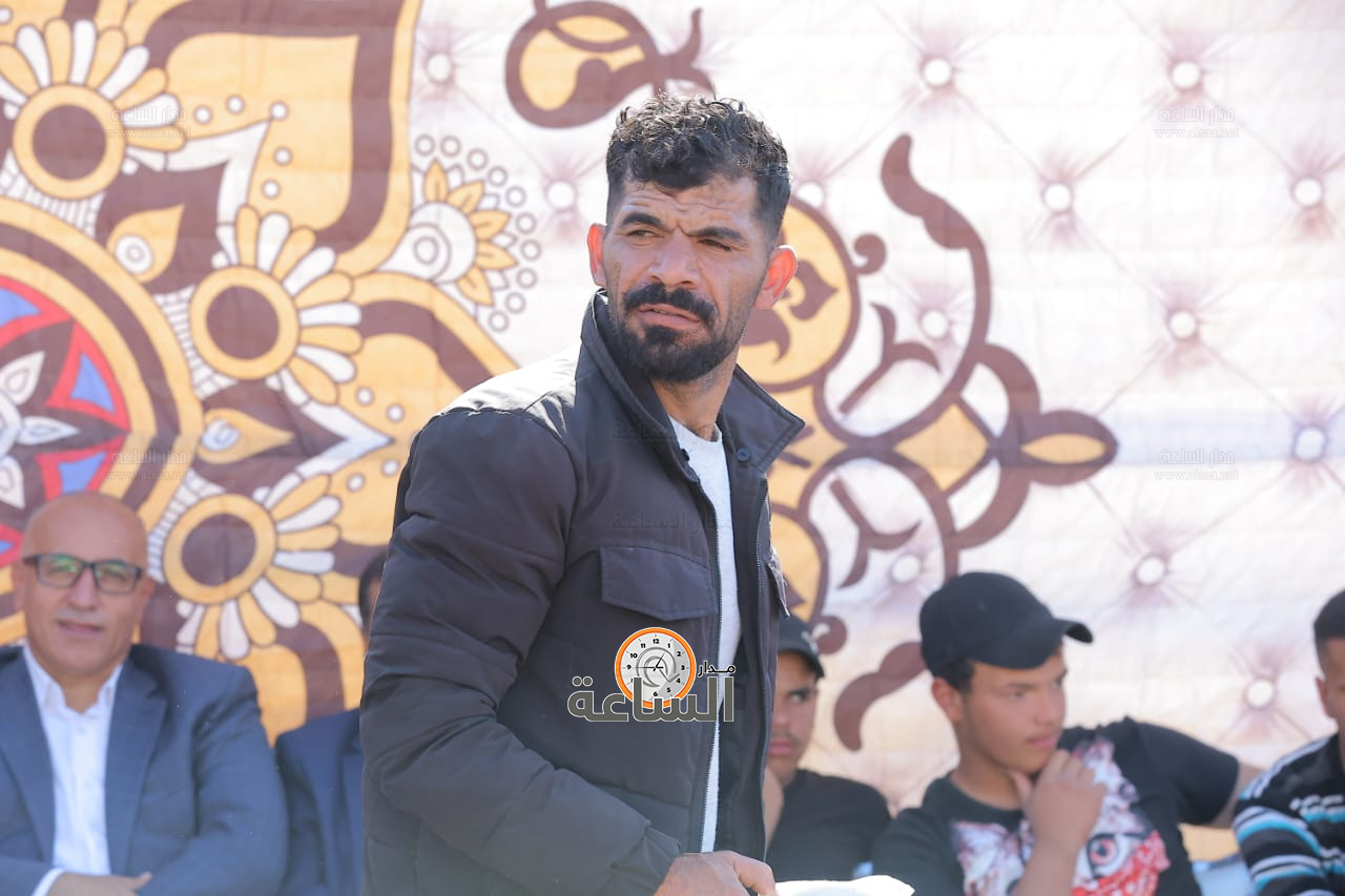 Madar Al-Saa Images 0.459905582687156