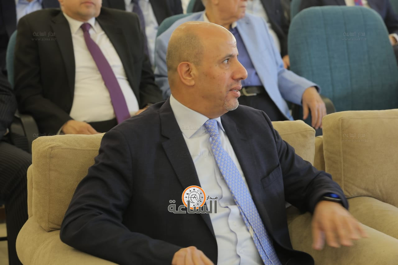 Madar Al-Saa Images 0.5665118718416347