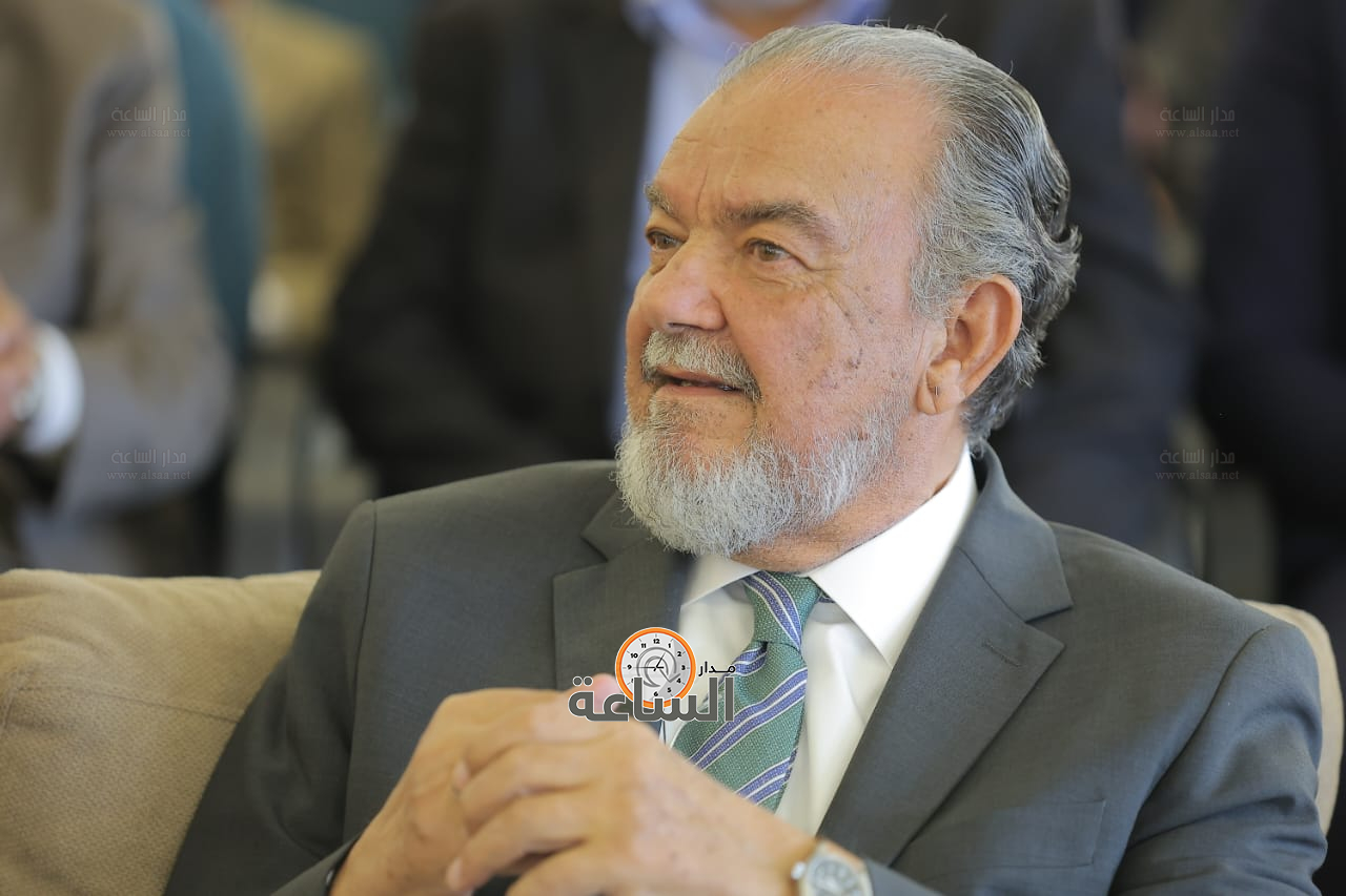 Madar Al-Saa Images 0.8794786525547031