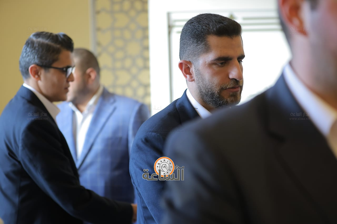 Madar Al-Saa Images 0.8936217432061211