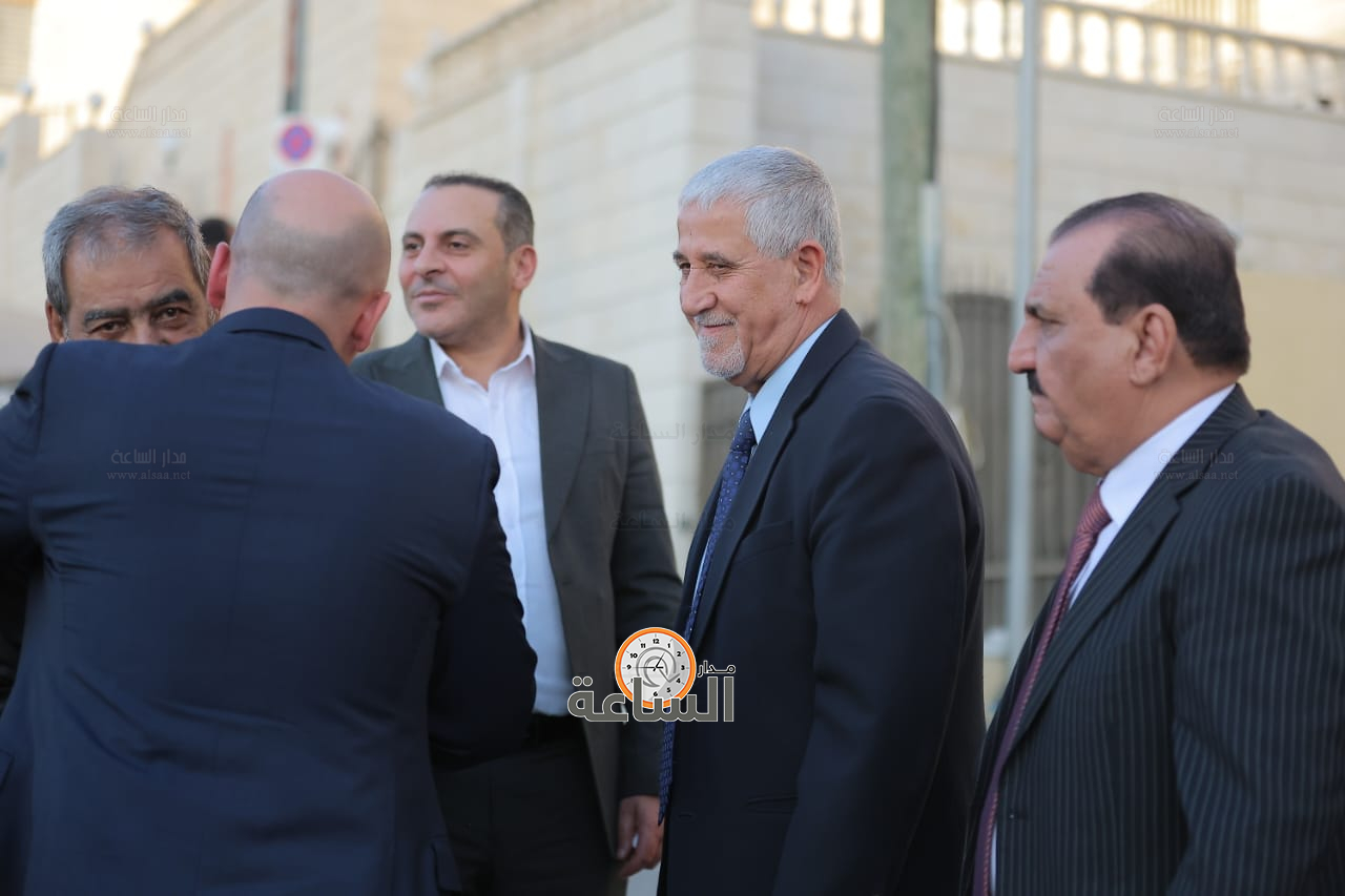 Madar Al-Saa Images 0.5632117227104839