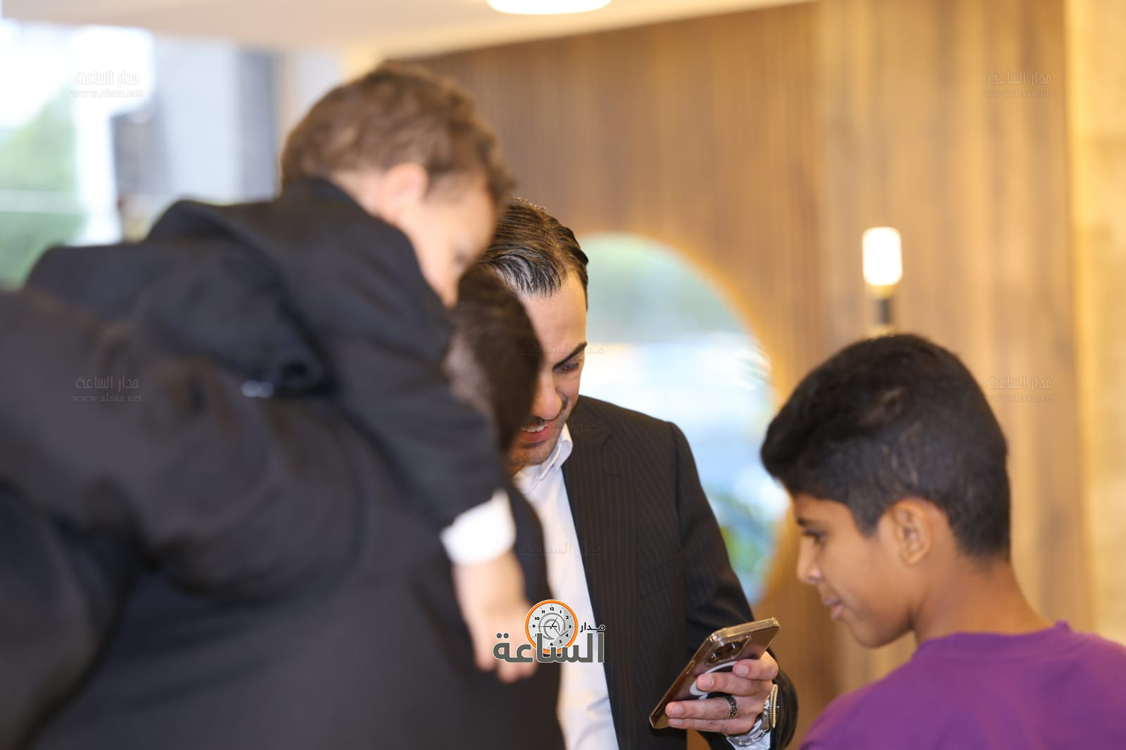 Madar Al-Saa Images 0.6534653765668741