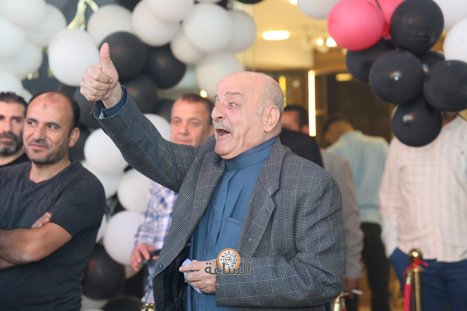 Madar Al-Saa Images 0.4265863619550265