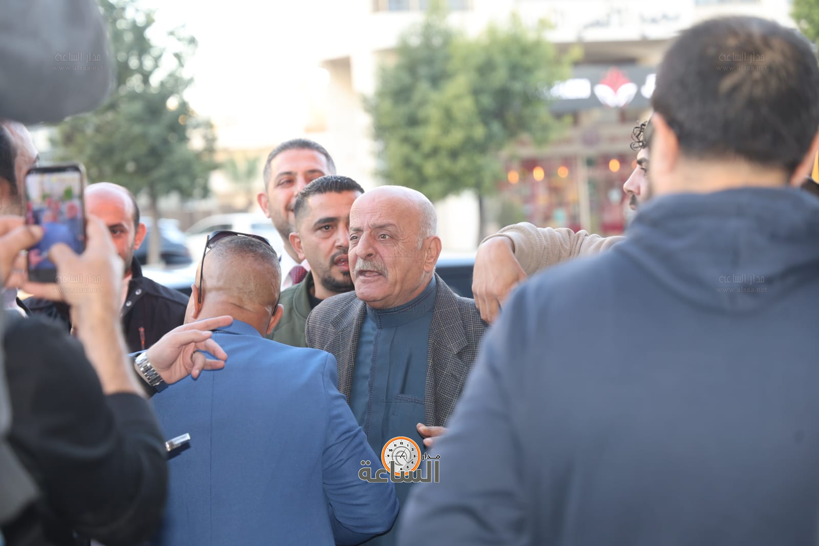 Madar Al-Saa Images 0.9985947992938701