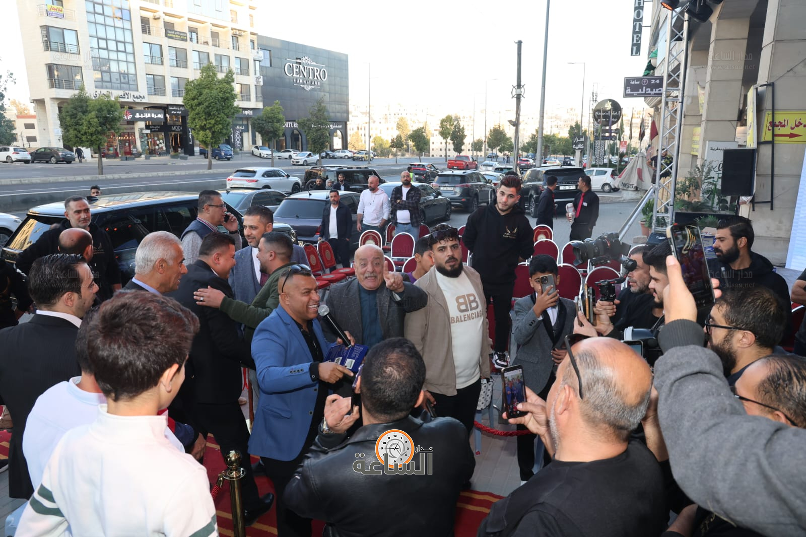 Madar Al-Saa Images 0.1599606895401966