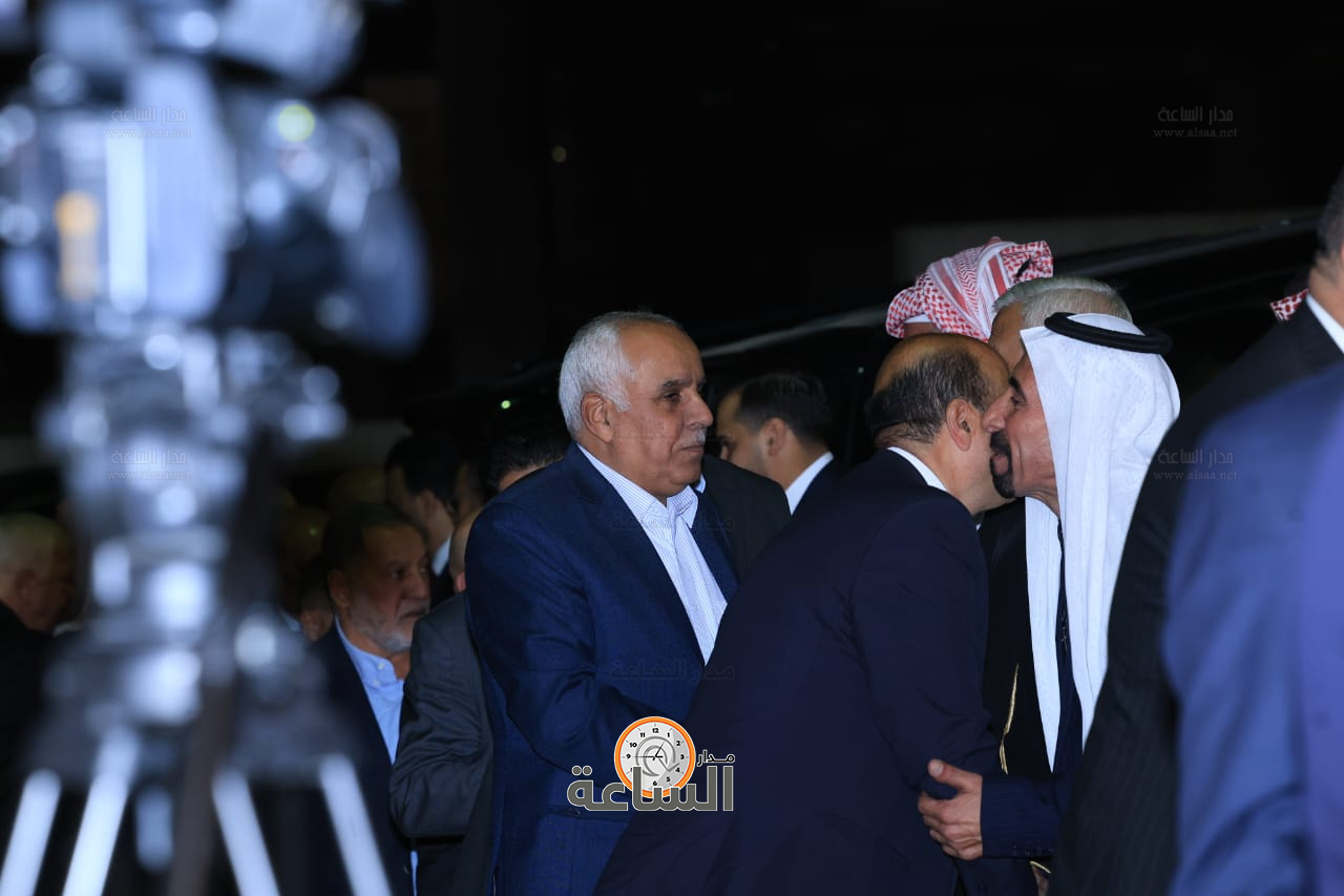 Madar Al-Saa Images 0.93027553774115