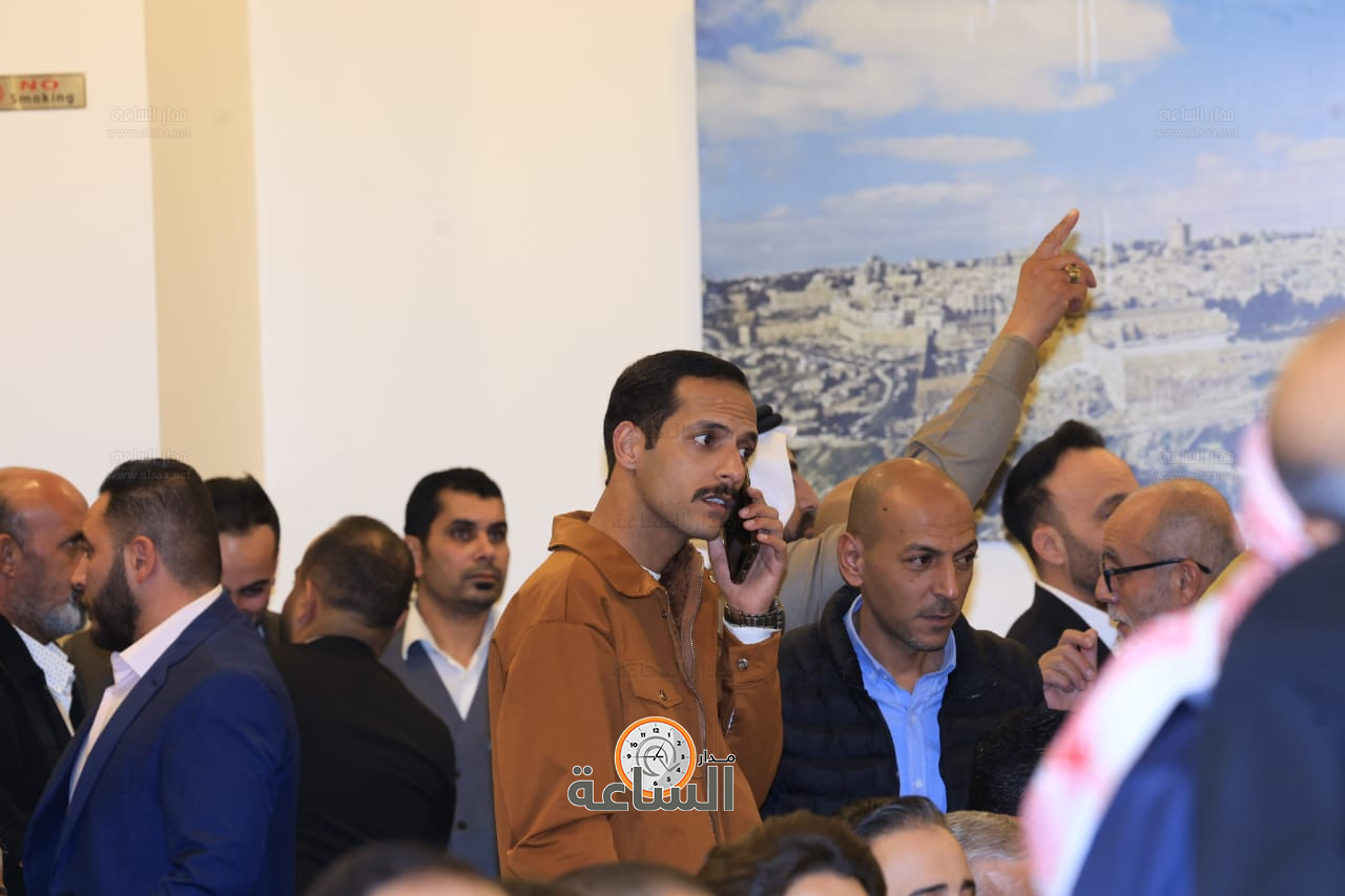 Madar Al-Saa Images 0.9887152499954515