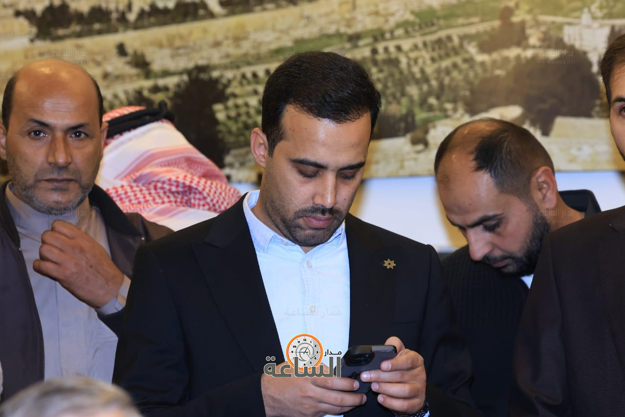 Madar Al-Saa Images 0.3692841820770161