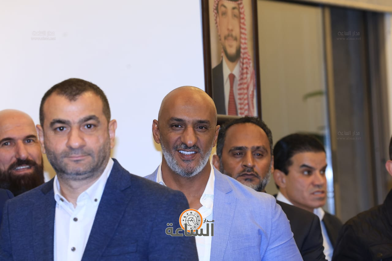 Madar Al-Saa Images 0.2984942031941399