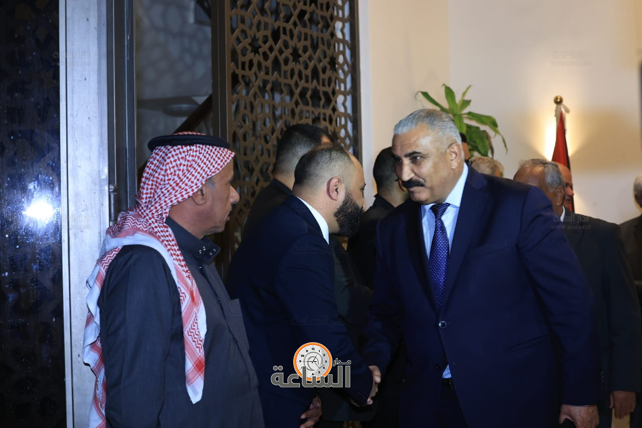 Madar Al-Saa Images 0.8050363209935686