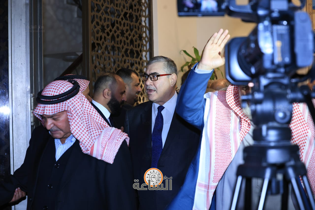 Madar Al-Saa Images 0.9585514590129021