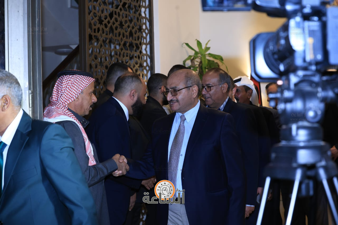 Madar Al-Saa Images 0.13414582963536237