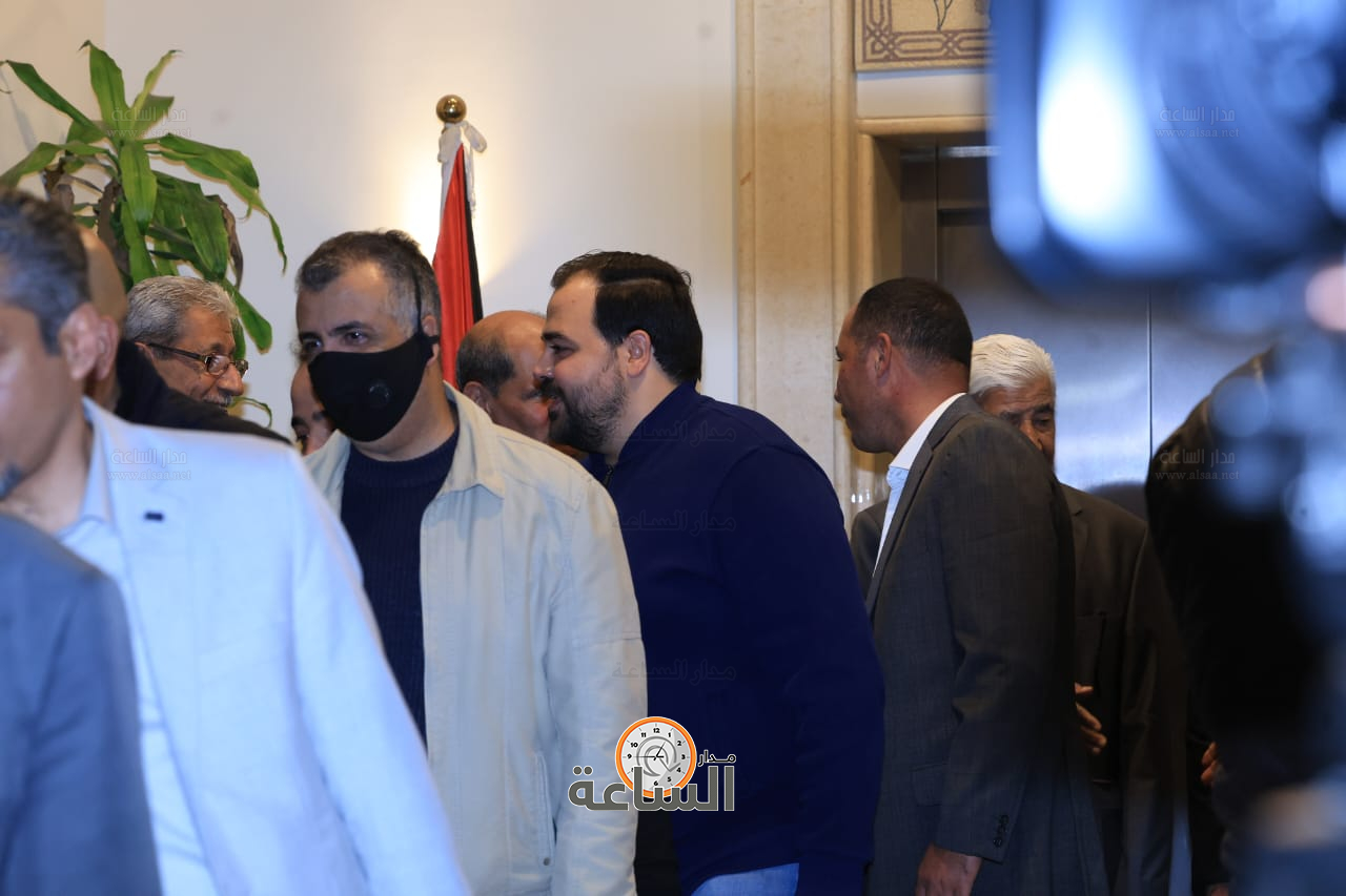 Madar Al-Saa Images 0.9591173533088293