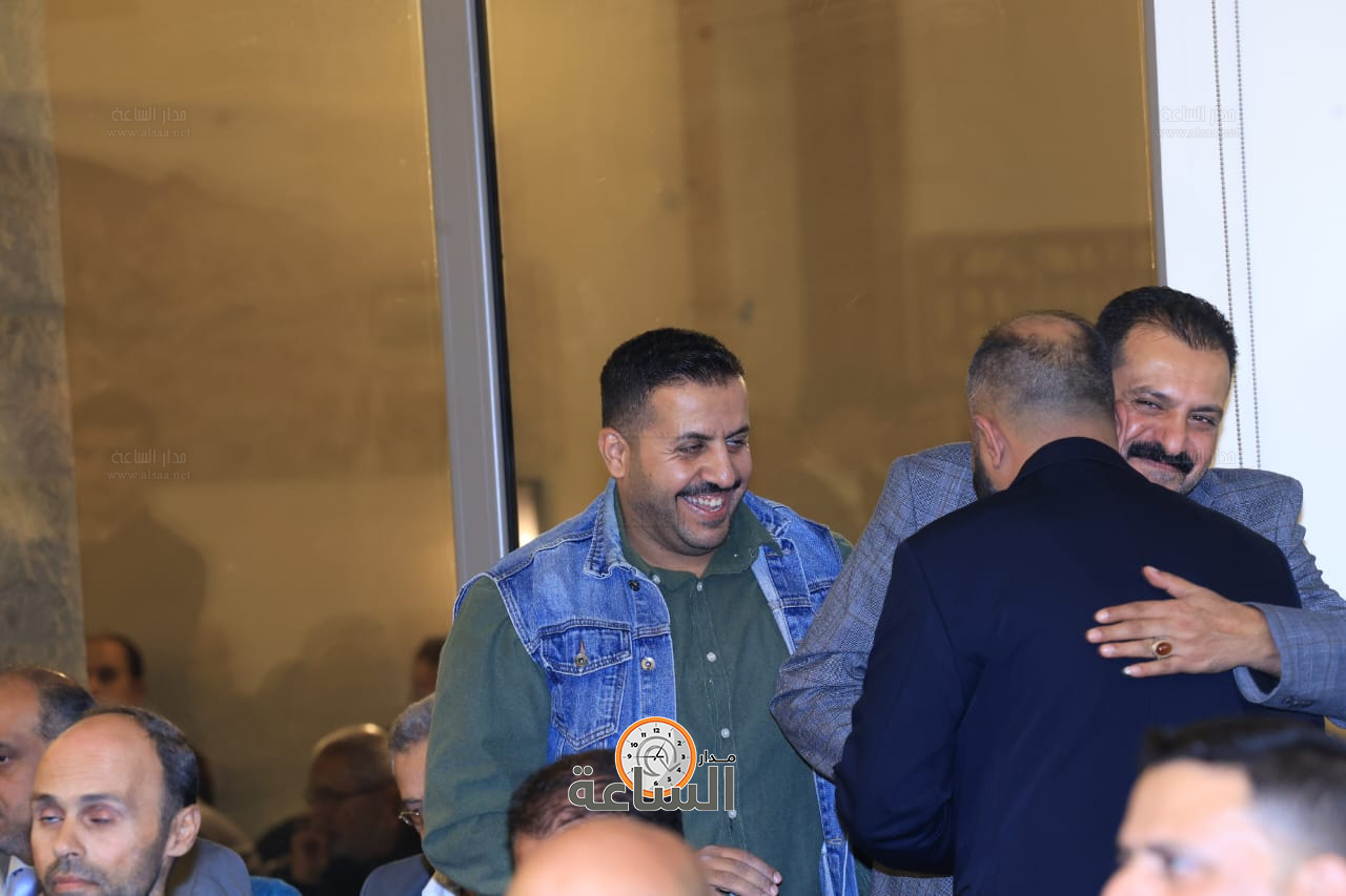 Madar Al-Saa Images 0.8884827870551371