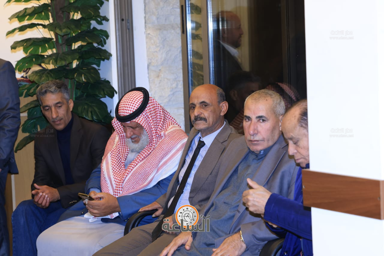 Madar Al-Saa Images 0.31133341046767093