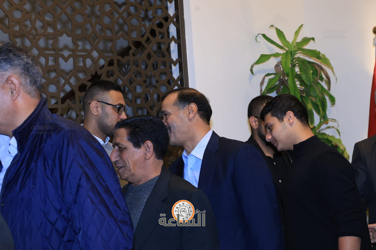 Madar Al-Saa Images 0.6379004250077625